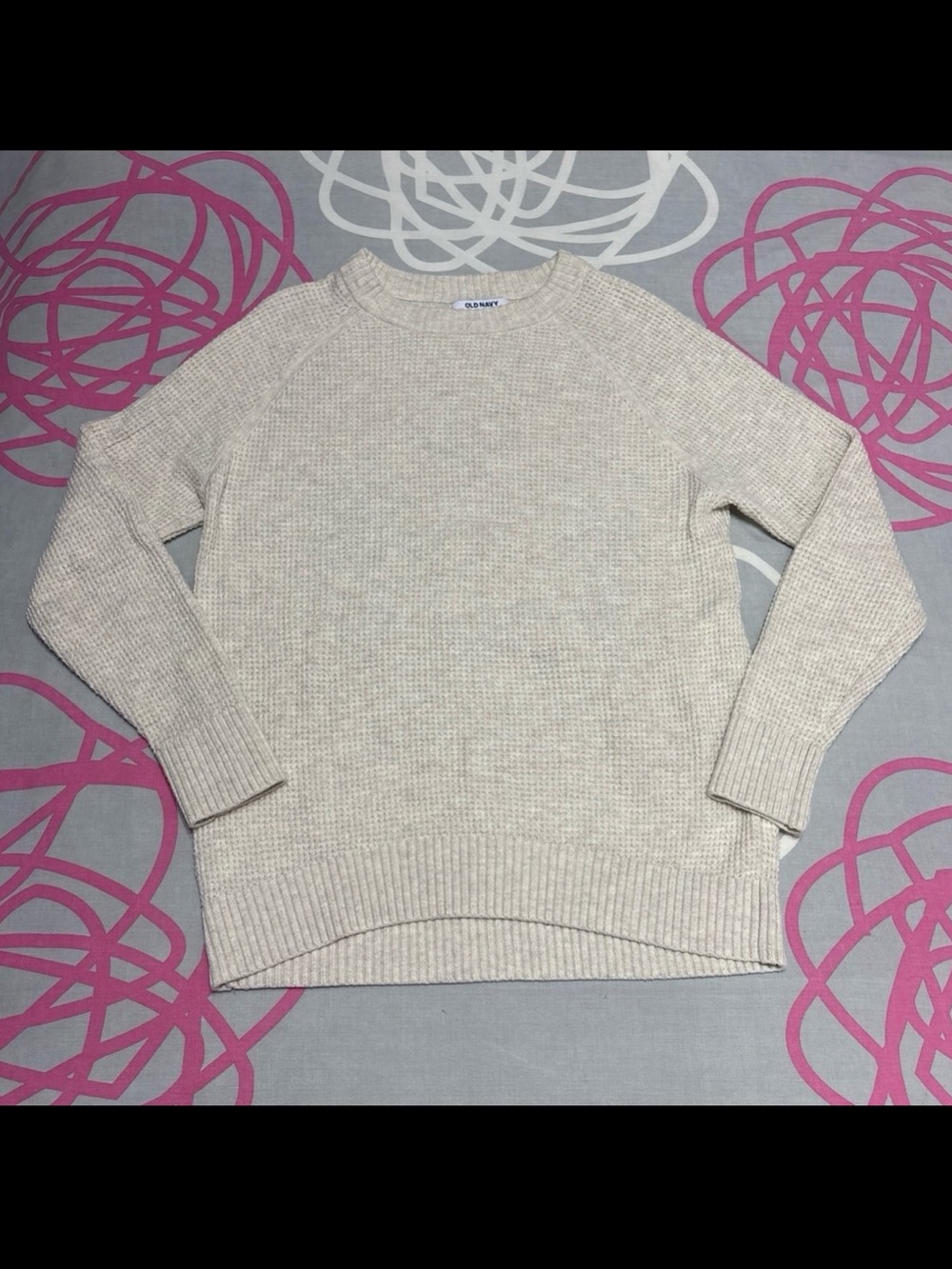 Old Navy Cream Crewneck Sweater